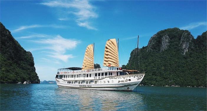 Tour Du Thuyền Indochina Sails Hạ Long – 2 Ngày 1 Đêm